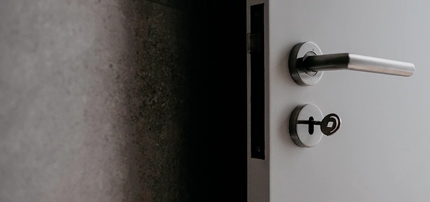 Front Door Handle Repair And Installation in La Verne, CA