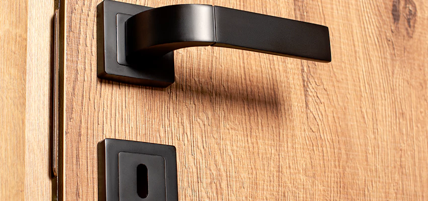 Weekend Lockout Assistance Troubleshooting in La Verne, California